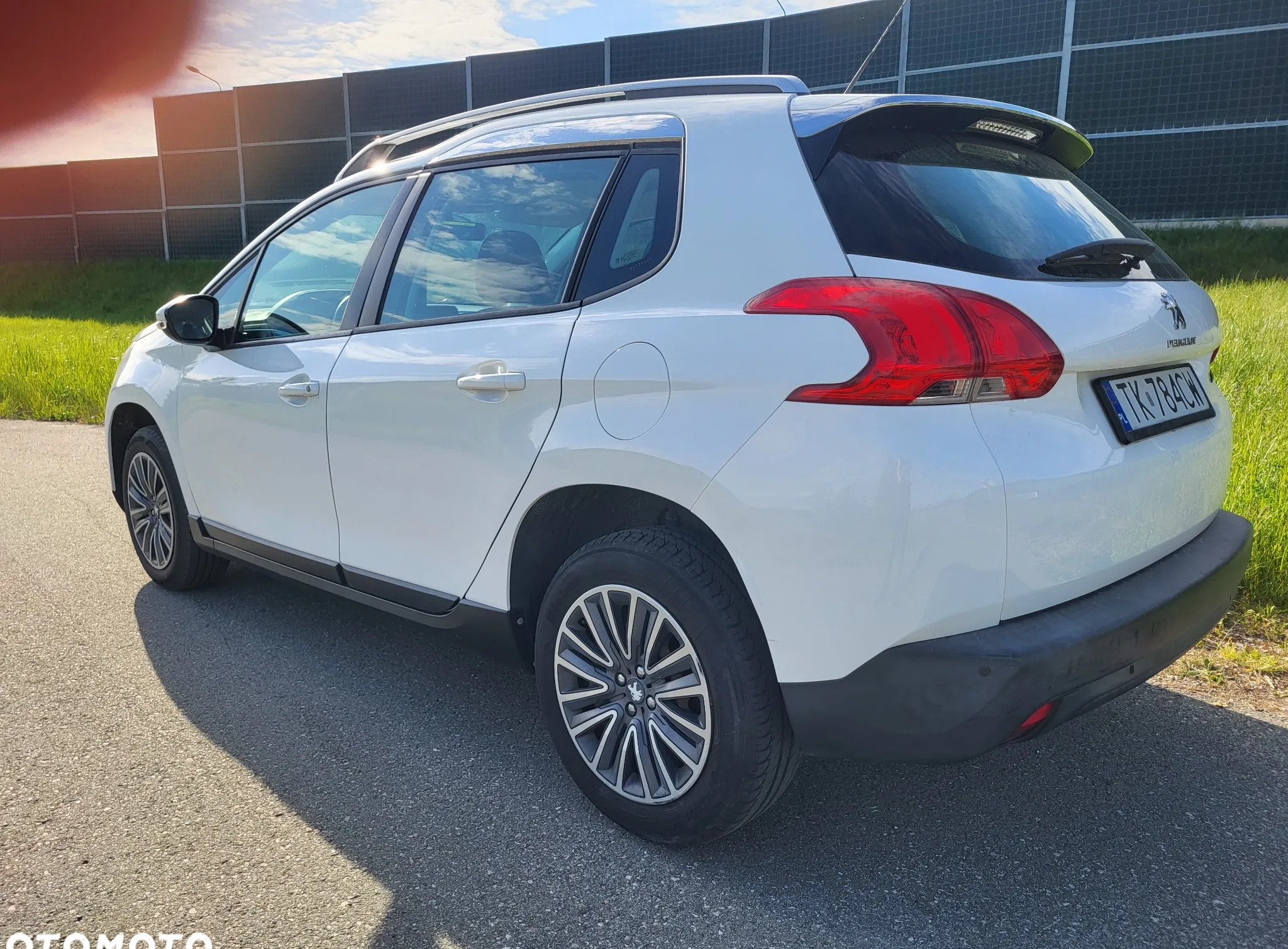 Peugeot 2008 cena 34700 przebieg: 112000, rok produkcji 2014 z Kielce małe 154